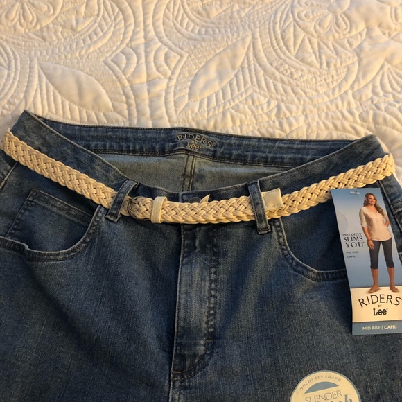 Lee Riders Denim Capris - Picture 4 of 4